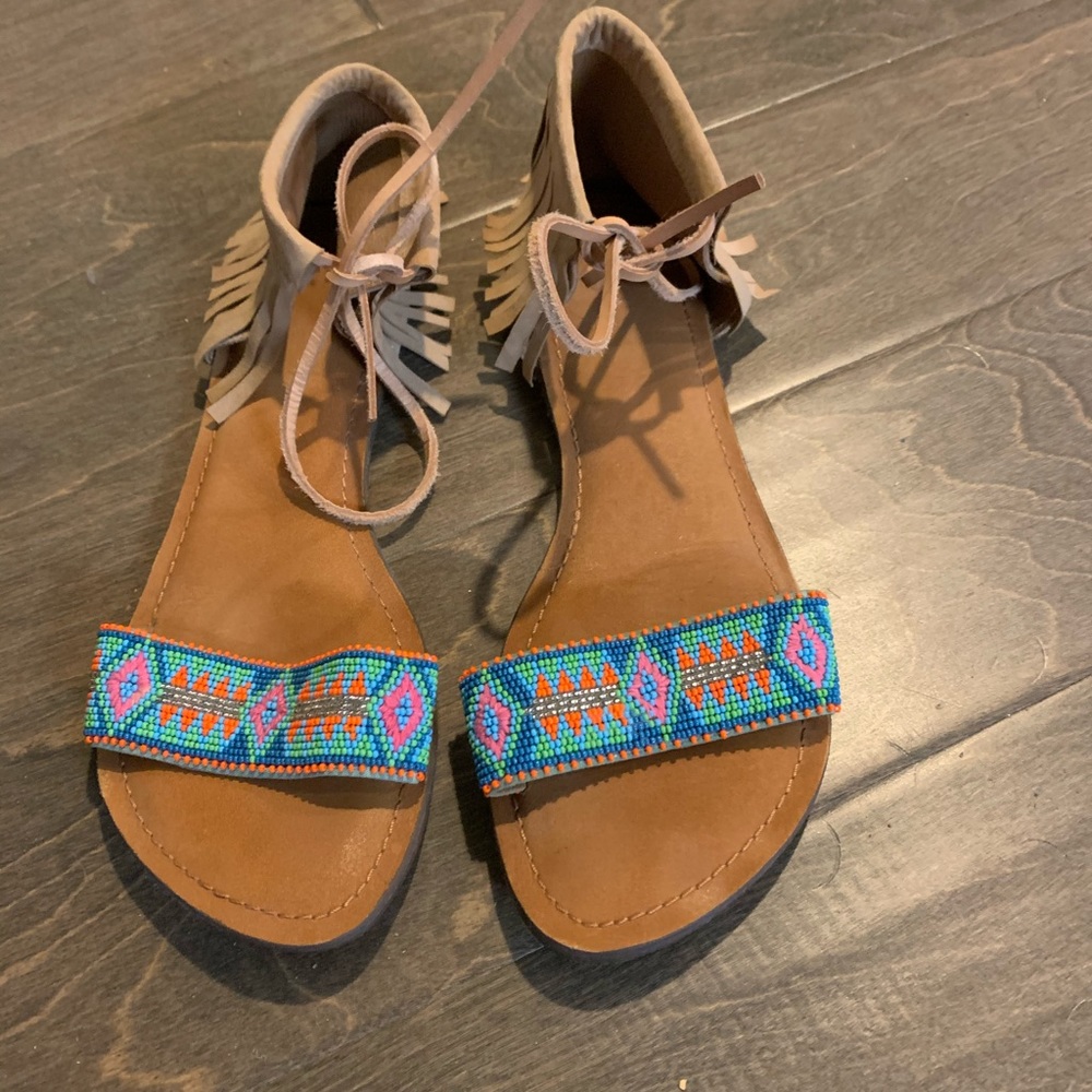 Sandals. Great condition.